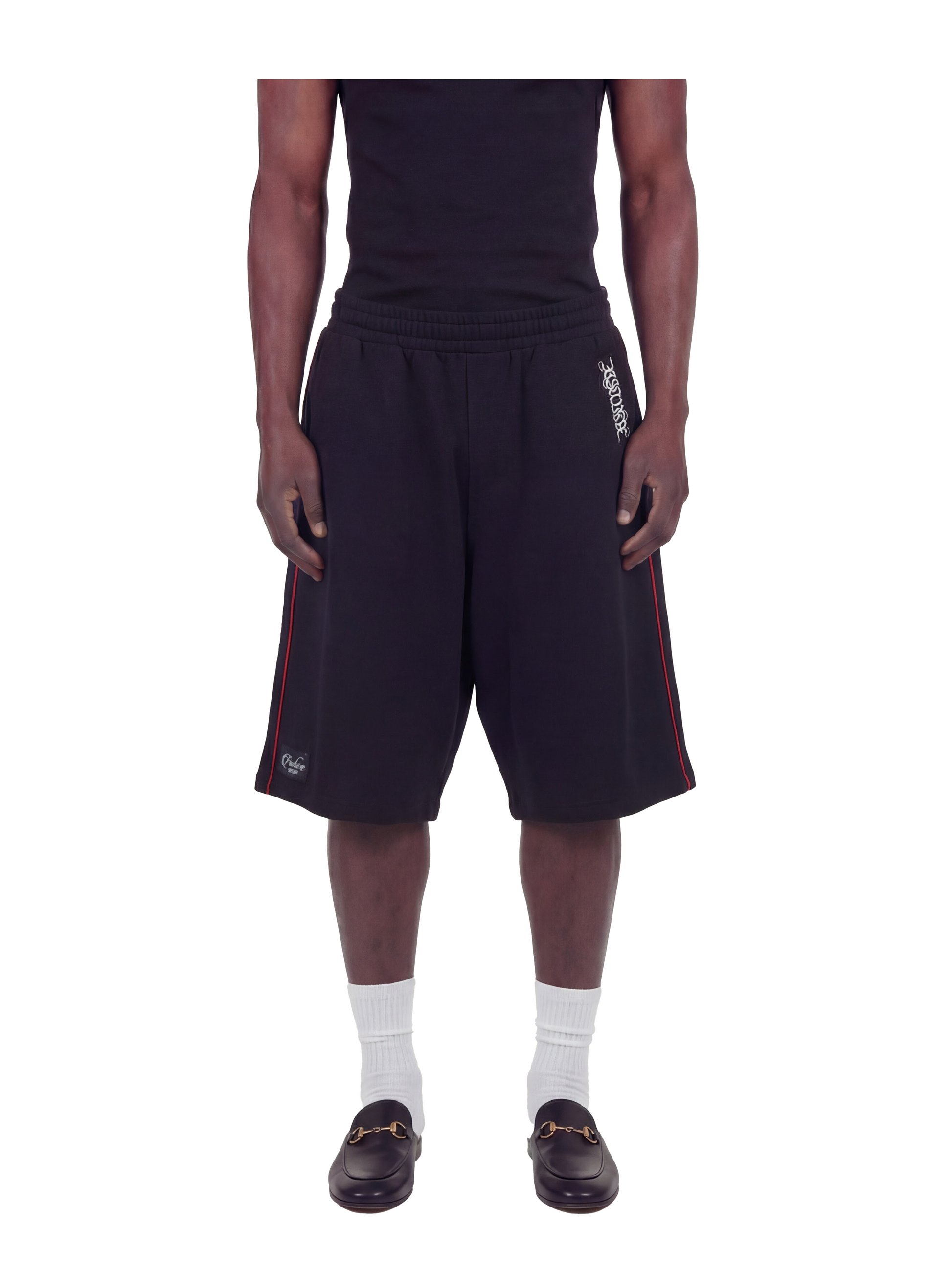 EMBROIDED SHORT (RED)