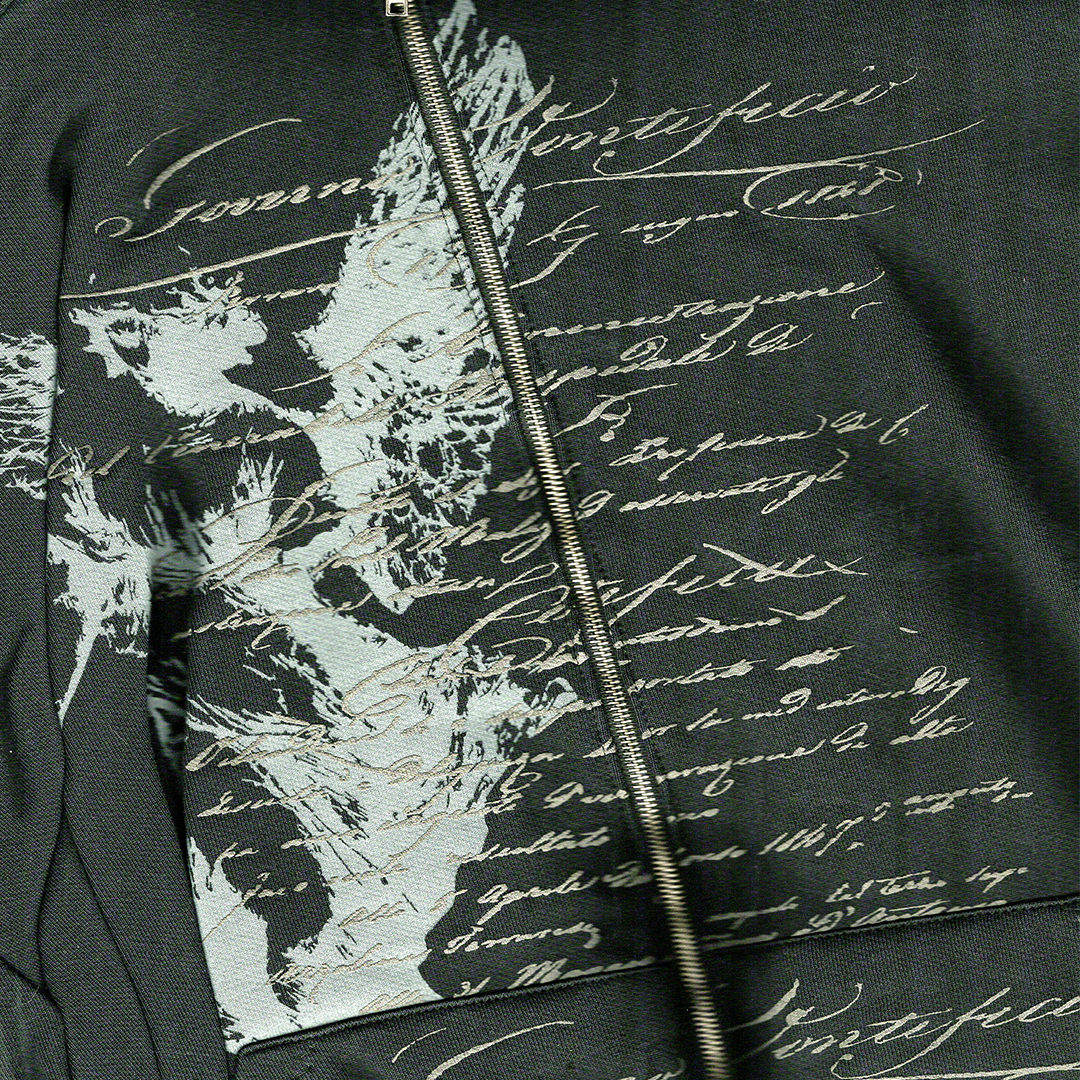'NIHIL GRAVE EST' ZIP HOOD